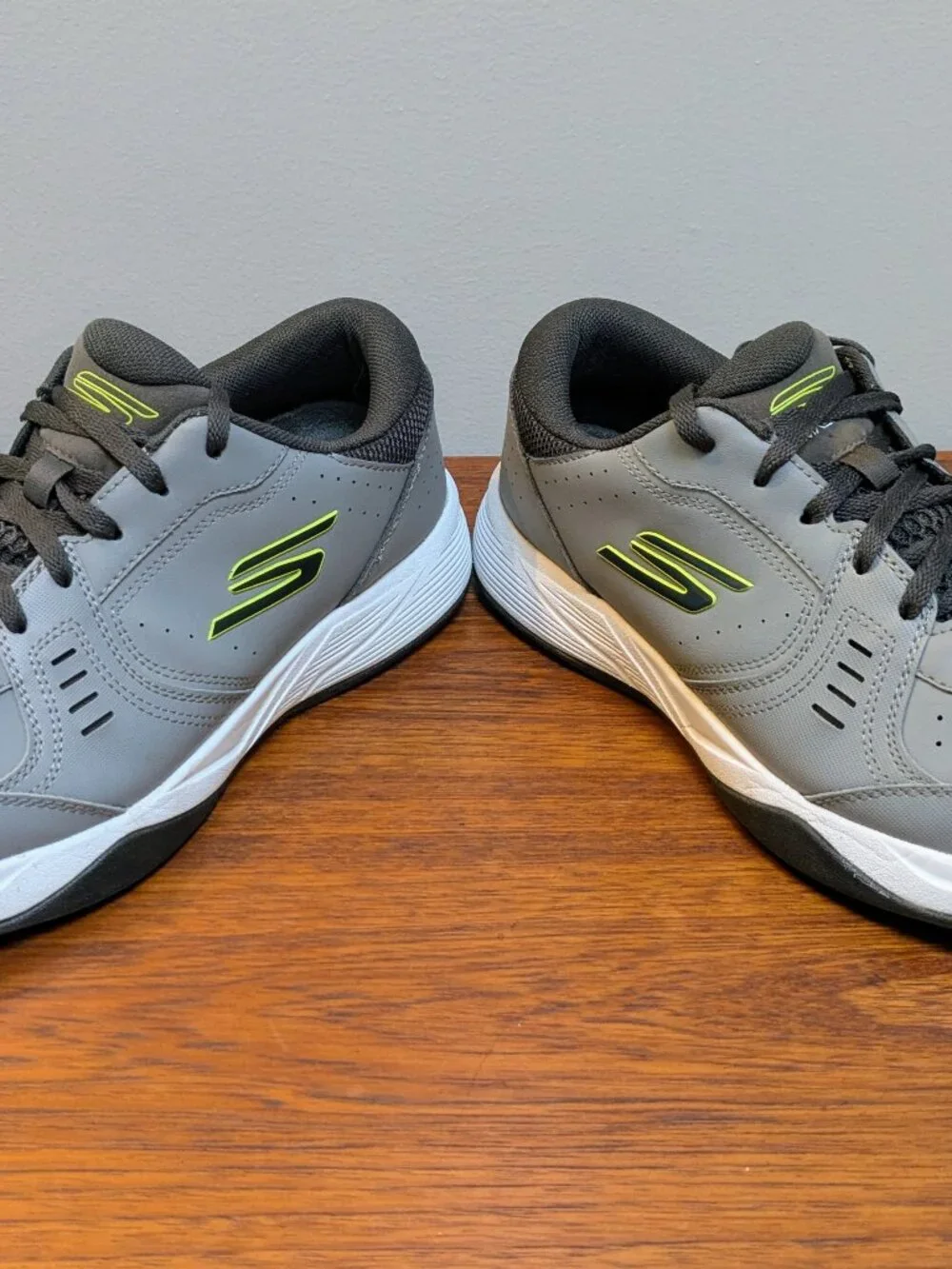 🎾 Skechers Viper Court Smash Pickleball Shoes - Gray/Lime (8.5 X-Wide) - Picture 4 of 8